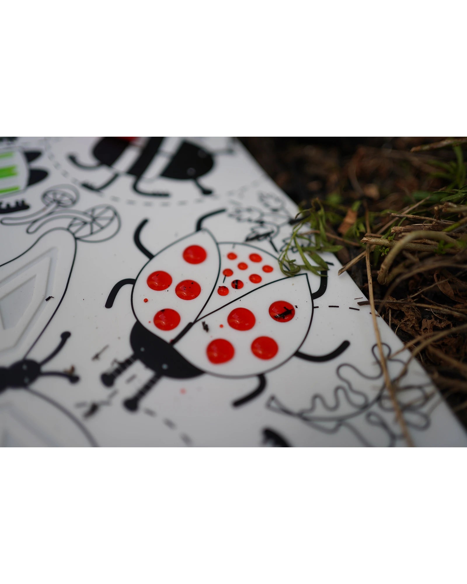 HeyDoodle Busy Bugs Sensory Colouring & Doodle Mat