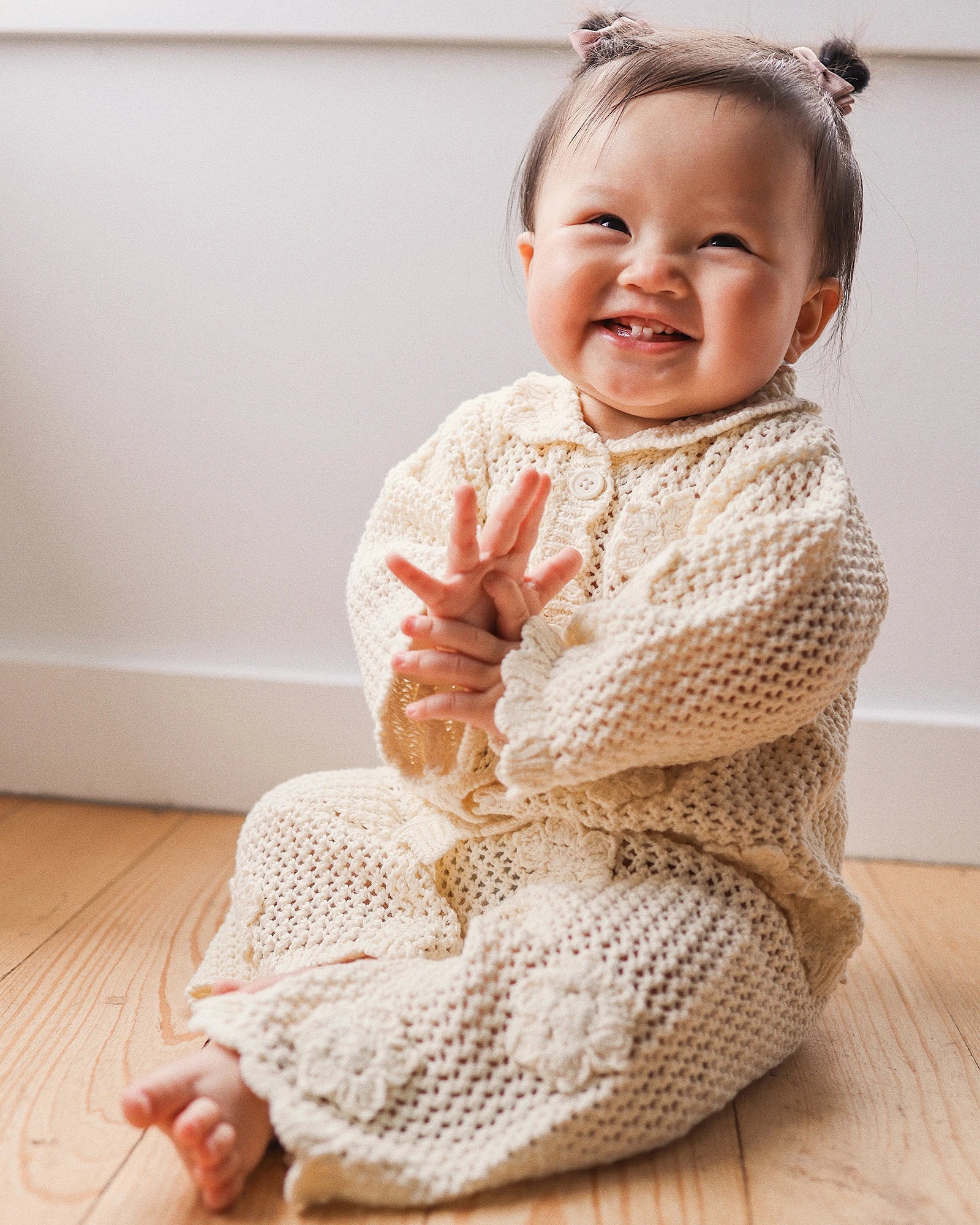 Kynd Baby Knit Crochet Daisy Cardigan Vanilla - Size 0