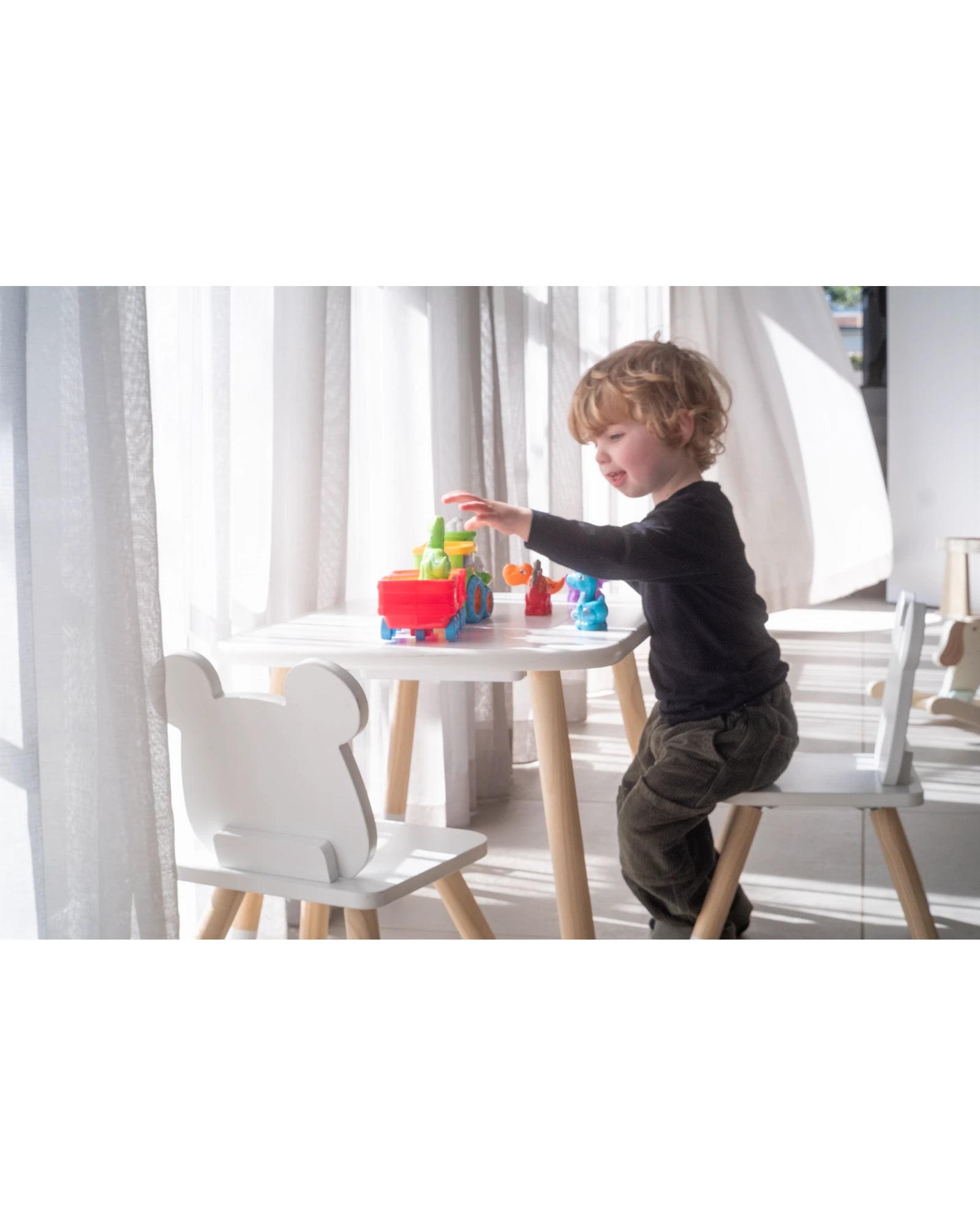 Beau Bear Table & Chairs