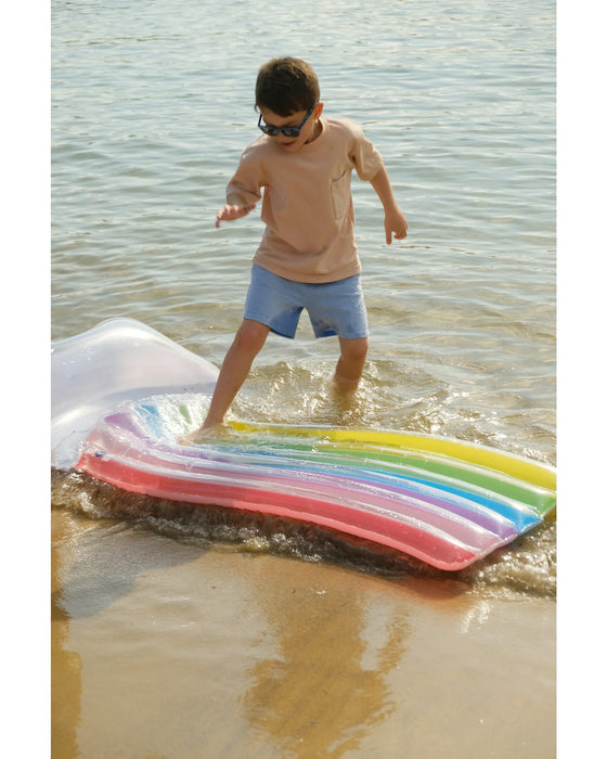 Freeplay Splash Rainbow Lie-On Float