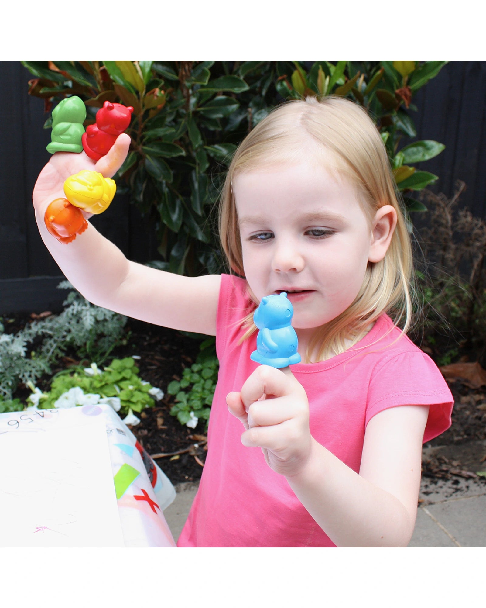 Zoo Crew Crayons, early stART