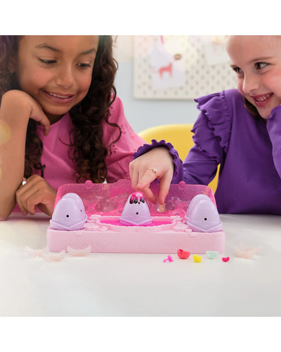 Hatchimals Alive Rainbow Splash Carton