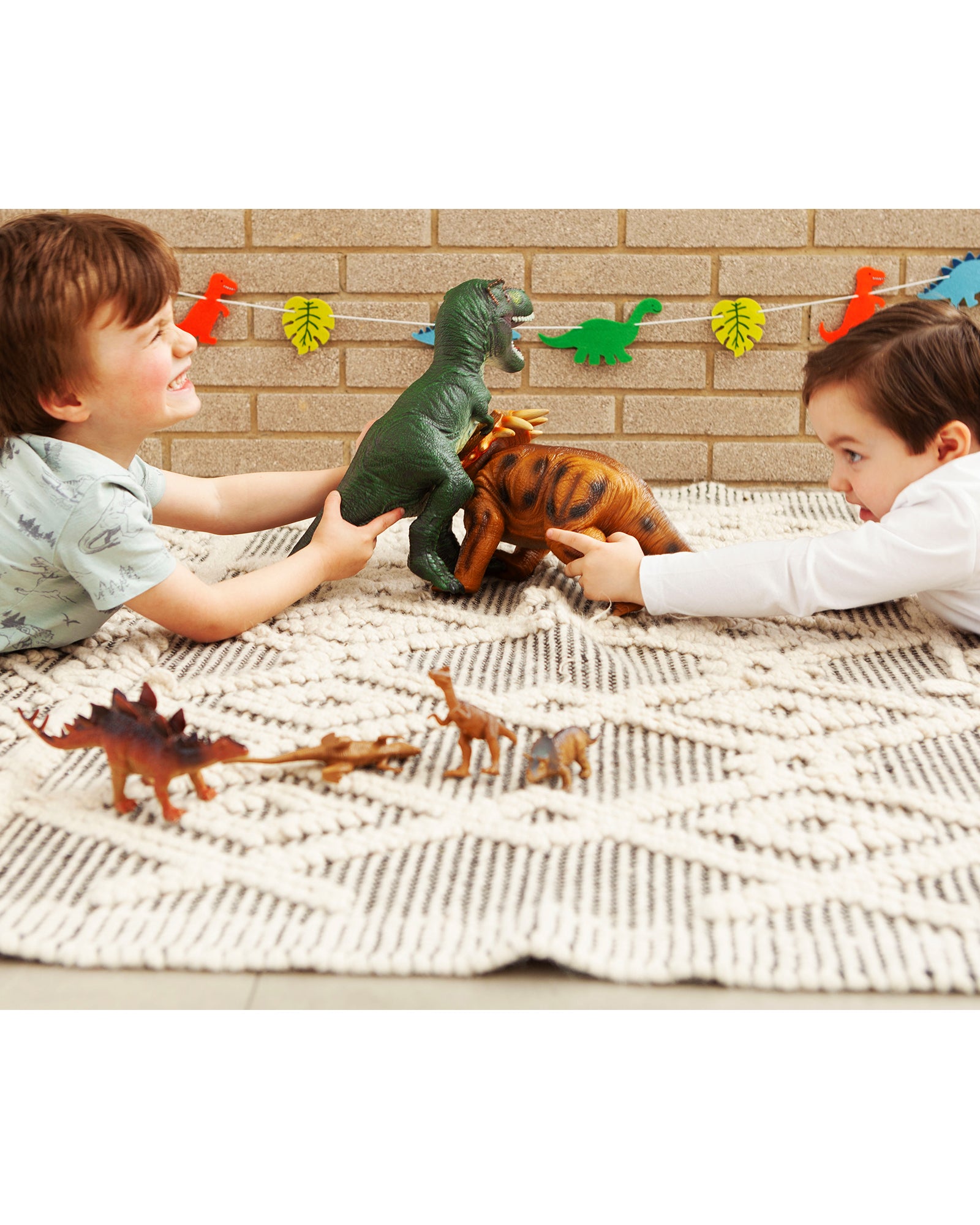dinosaur zoo toys