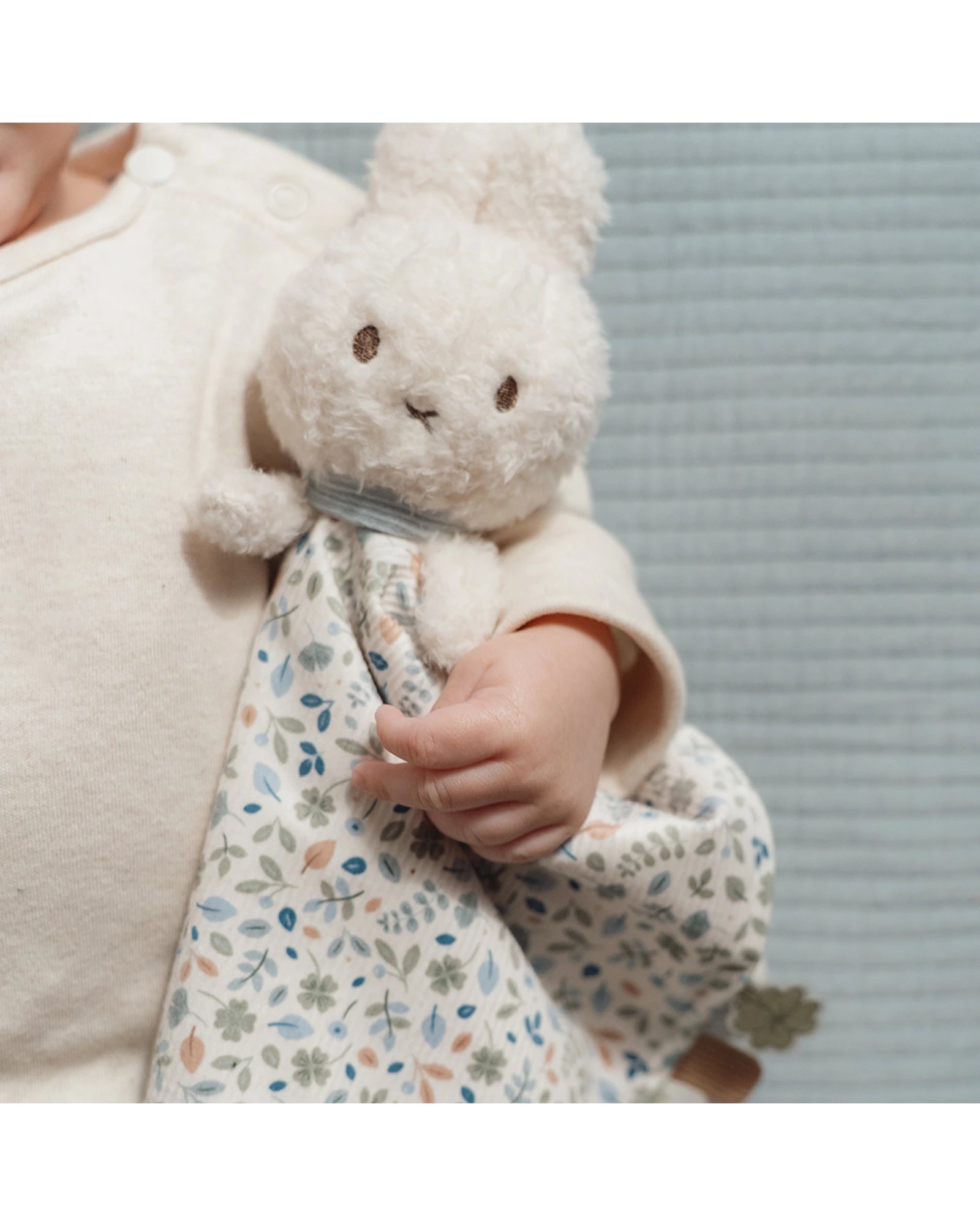 Cuddle Cloth: Miffy Lucky Leaves