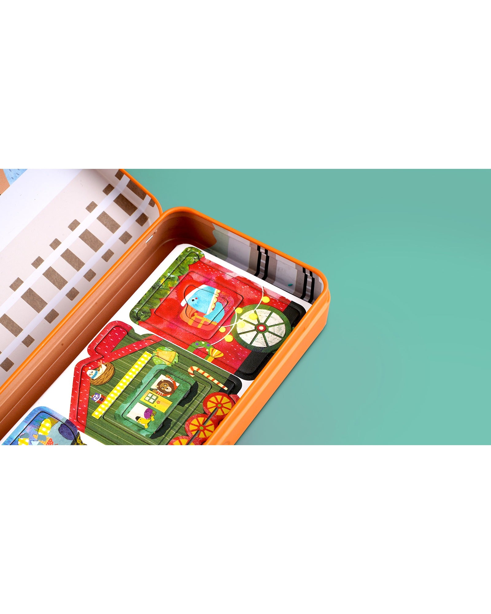 Travel Magnetic Box Trains