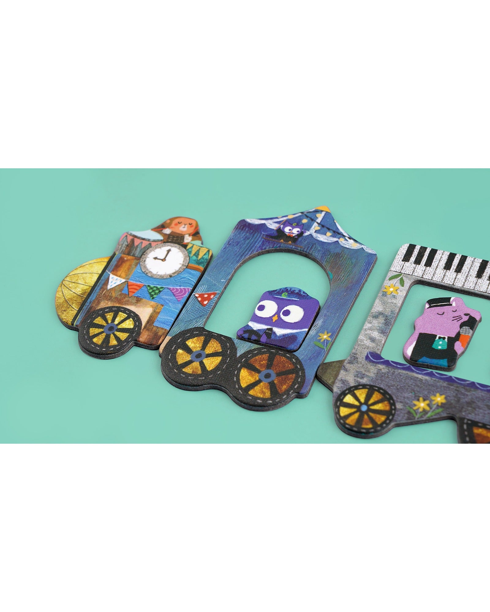 Travel Magnetic Box Trains