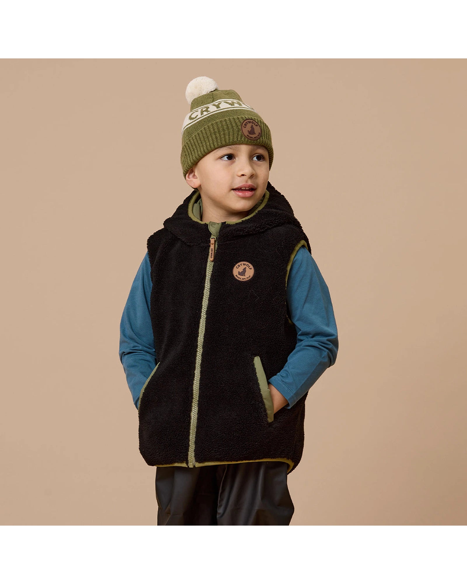 REVERSIBLE YETI VEST Fern/Black