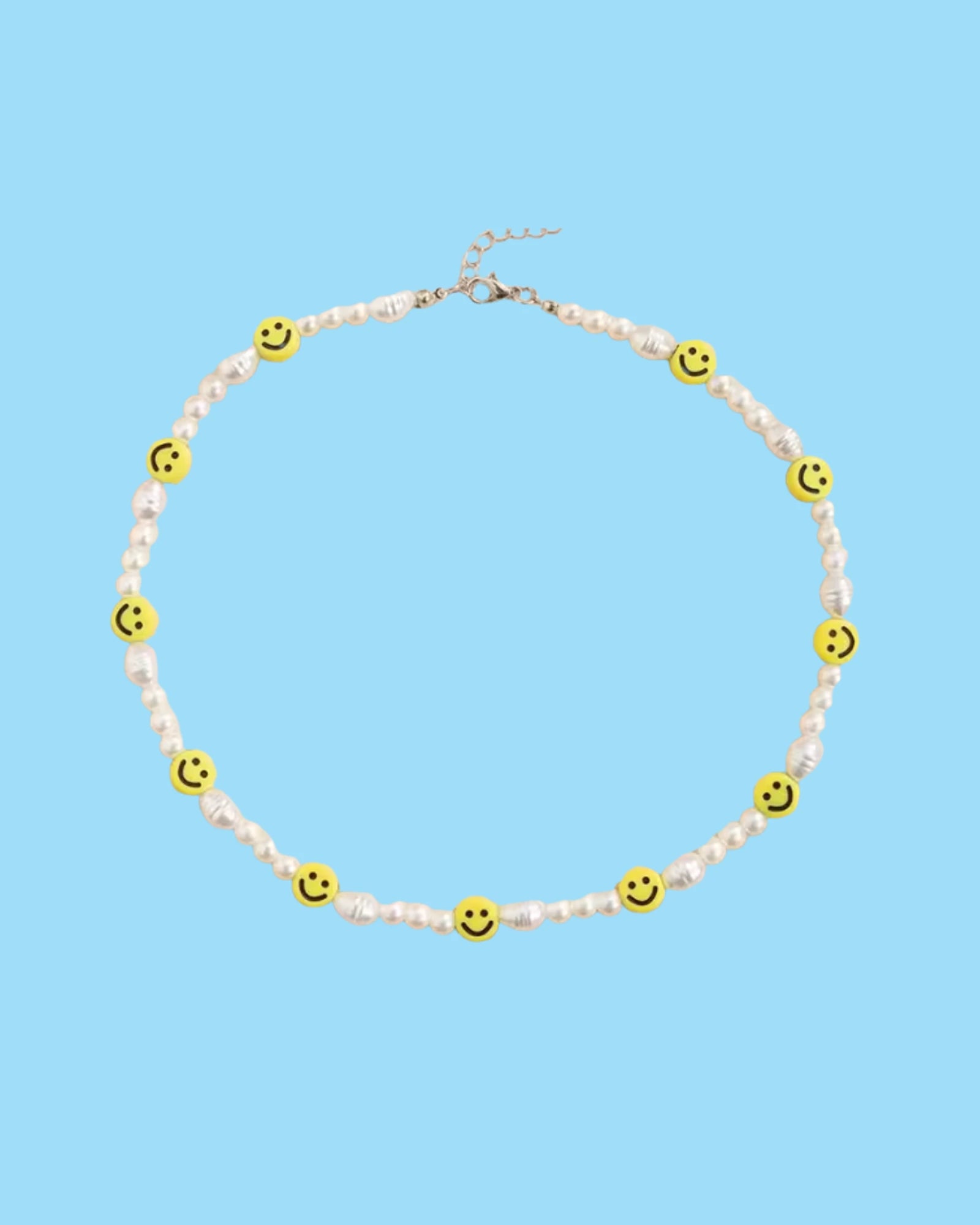Yo Road Face Smiley Pearl Necklace