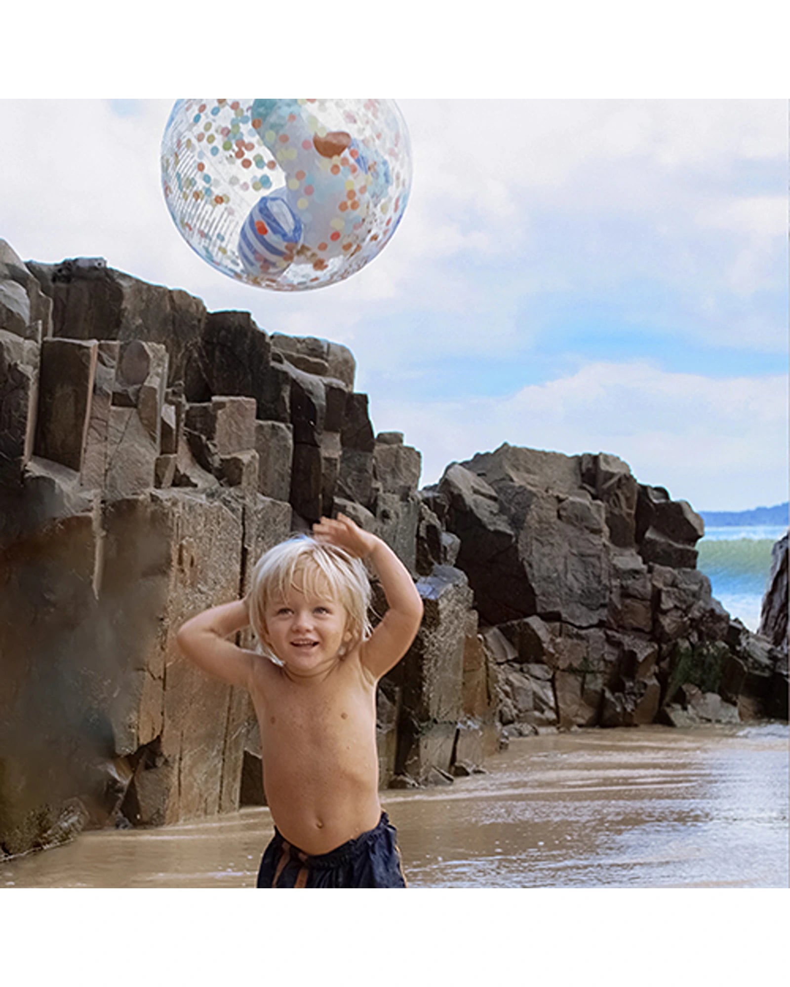 Sunnylife 3D Inflatable Beach Ball Sammy the Seagull Blue Stripe