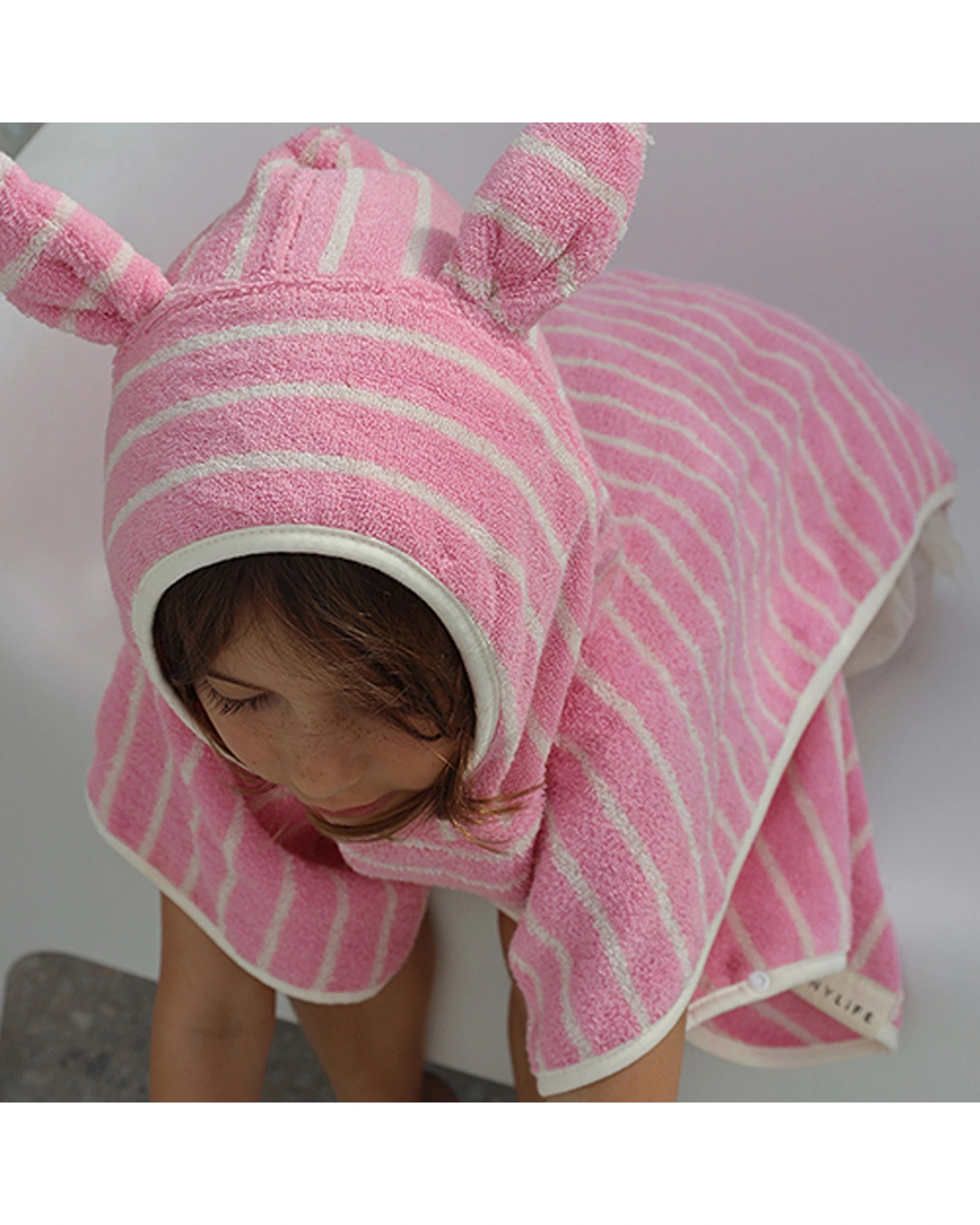 Sunnylife Kids Character Hooded Towel Cotton Candy Pink Stripe