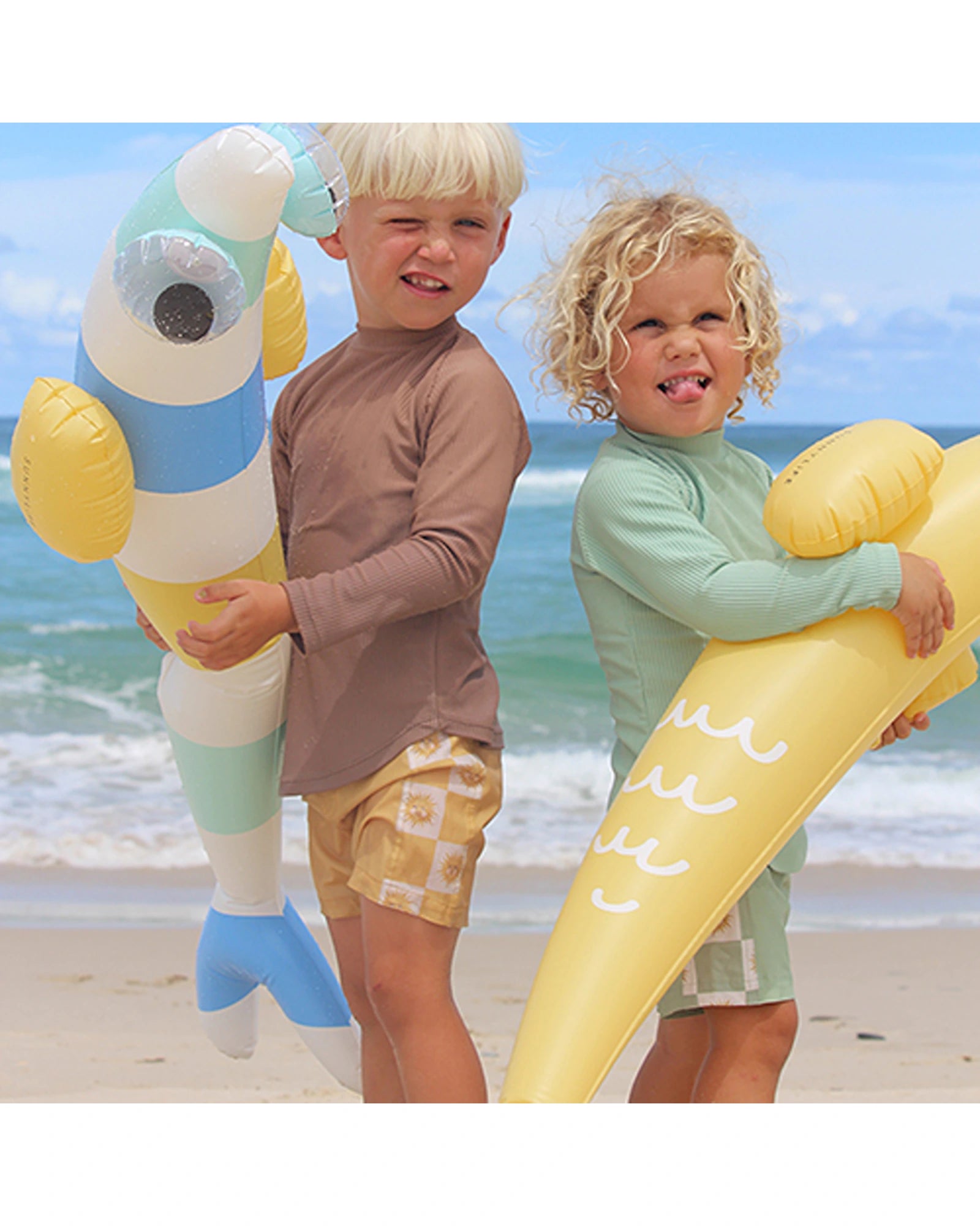 Sunnylife Kids Inflatable Noodle Finn the Fish Multi Set of 2