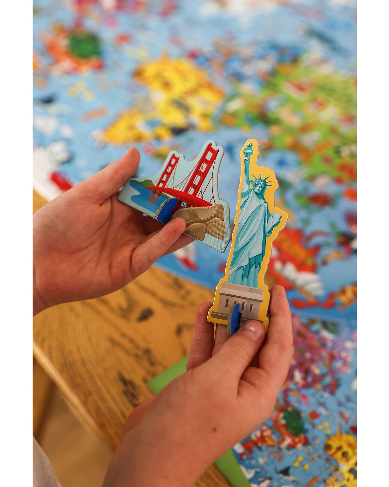 Sassi Travel Learn Explore The Earth 200-piece Puzzle & Book Set