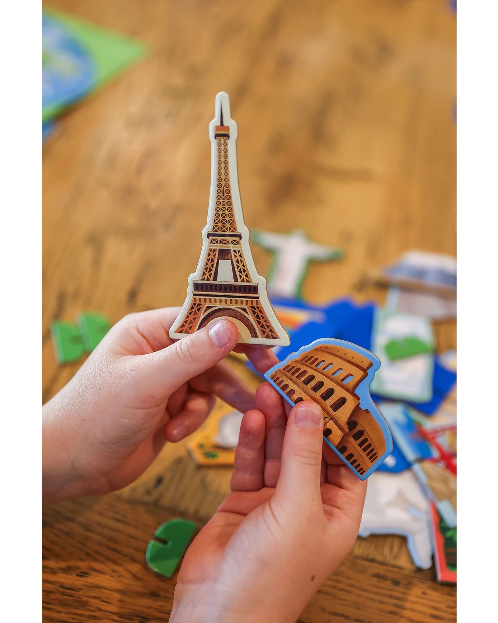 Sassi Travel Learn Explore The Earth 200-piece Puzzle & Book Set