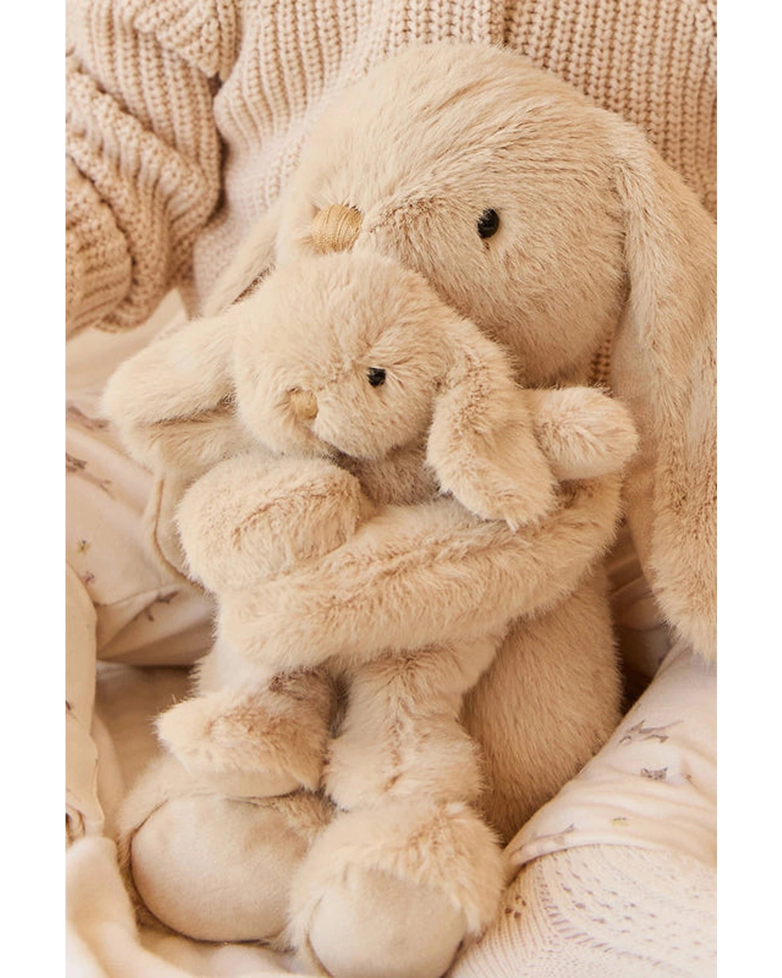 Snuggle Bunnies Frankie the Hugging Bunny Caramel
