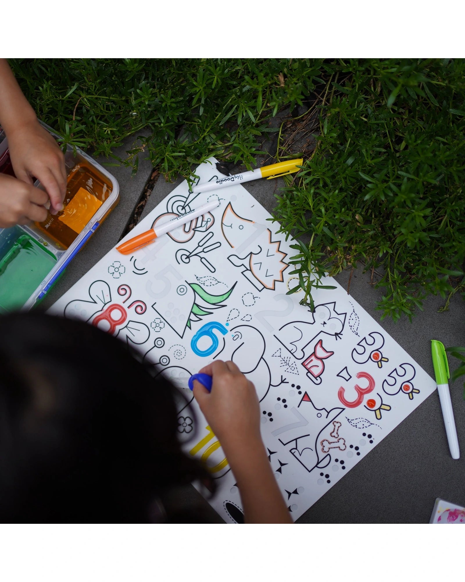 HeyDoodle Wild Digits Sensory Colouring & Doodle Mat