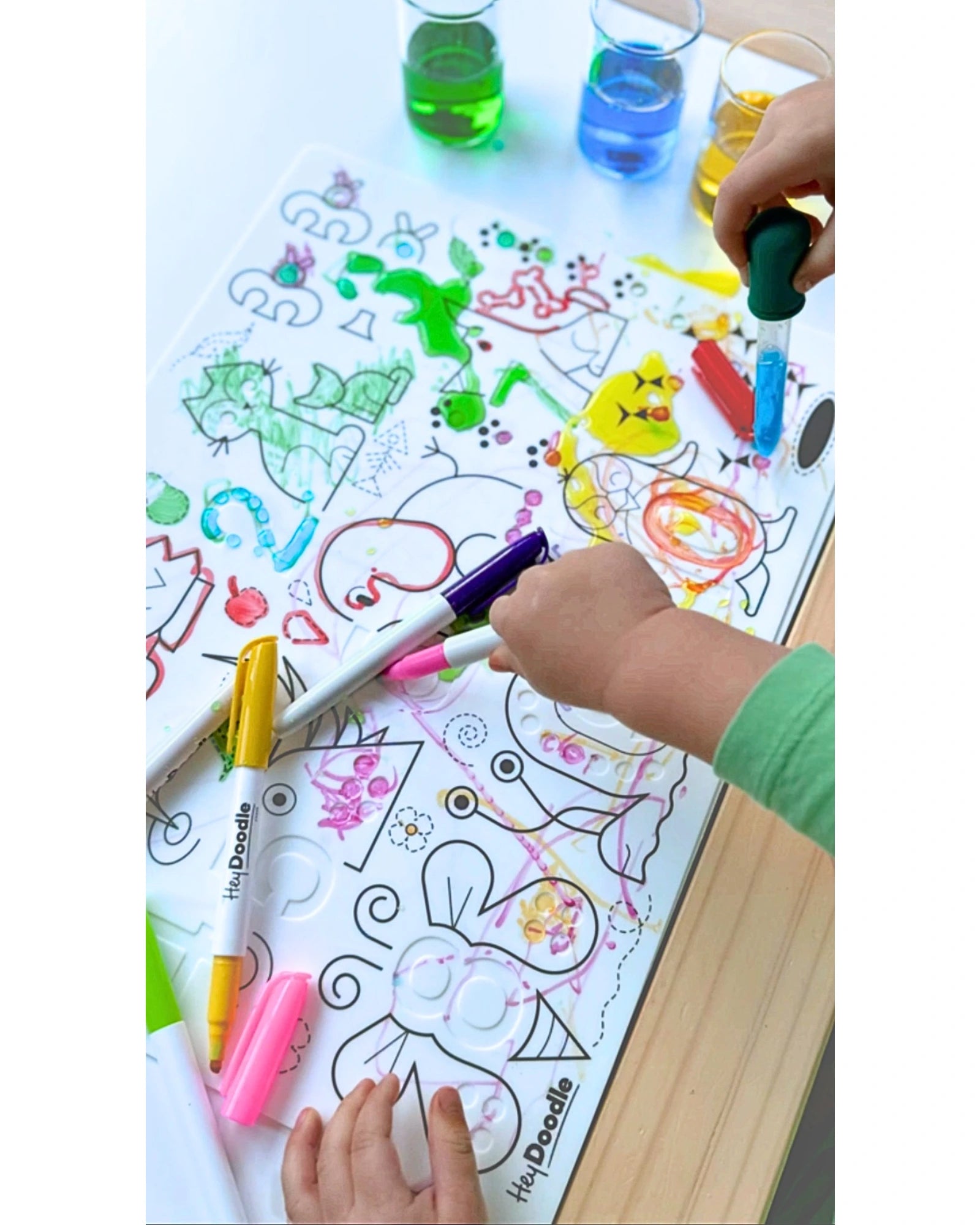 HeyDoodle Wild Digits Sensory Colouring & Doodle Mat