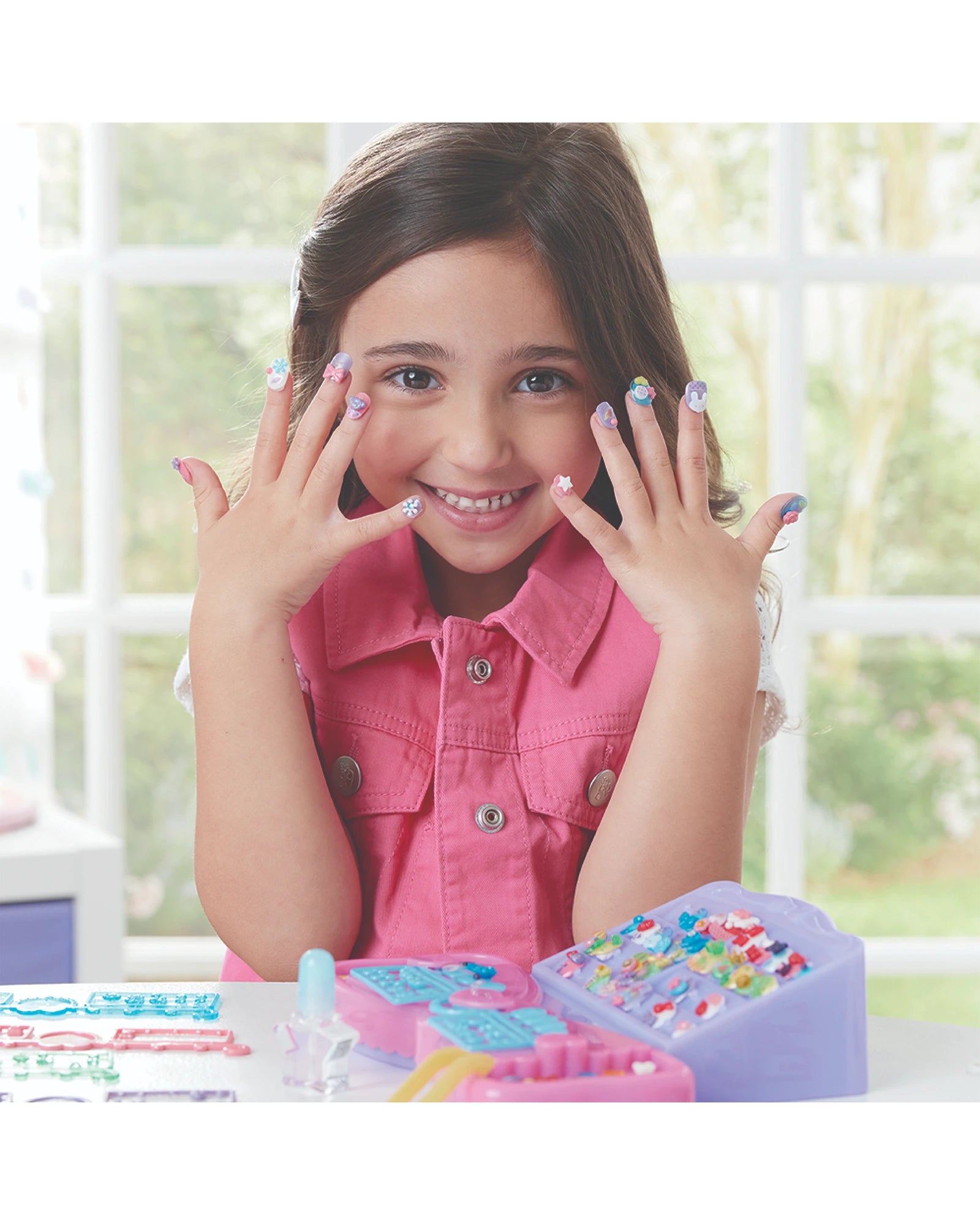 Aquabeads - Design 'n' Display Nail Studio