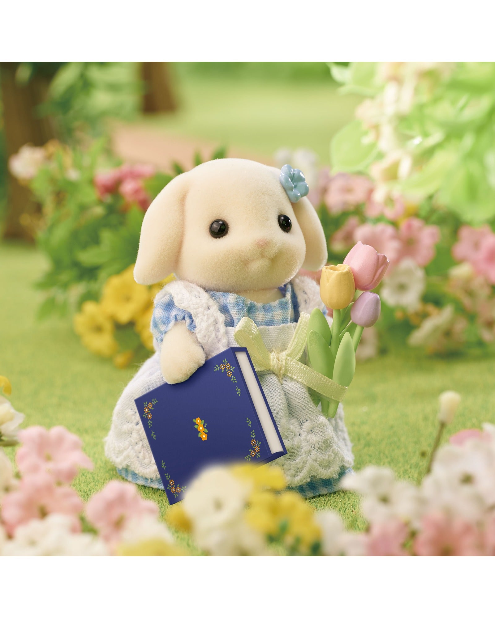 Sylvanian Families Flora Rabbit Family