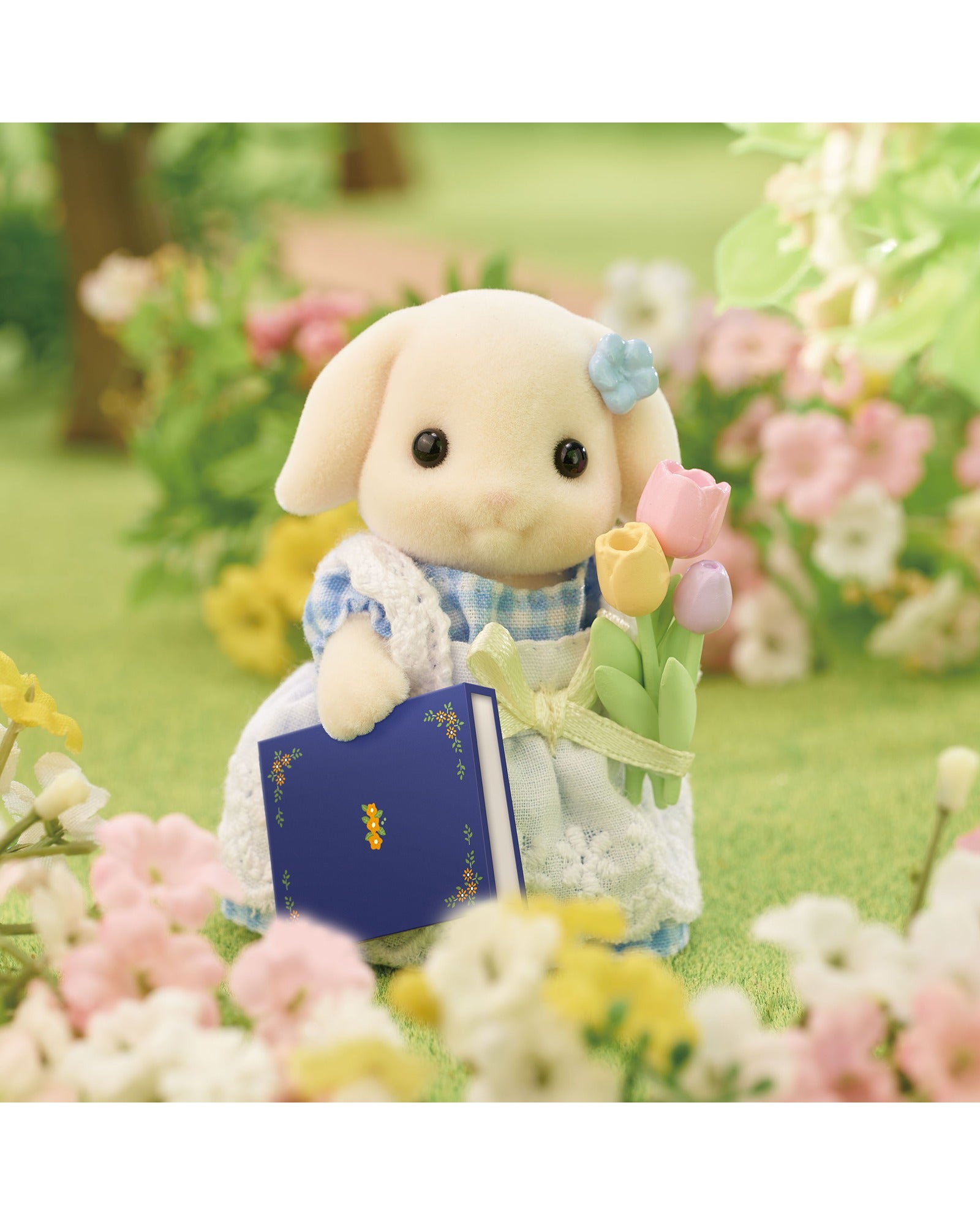 Sylvanian Families Flora Rabbit Family