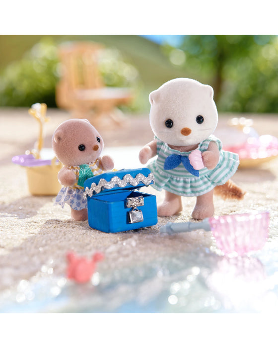 Sylvanian Families Sea Otter Sisters Splashy Snorkel Set