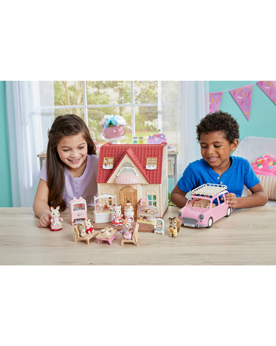 Sylvanian Families Village Cake Shop Starter Set
