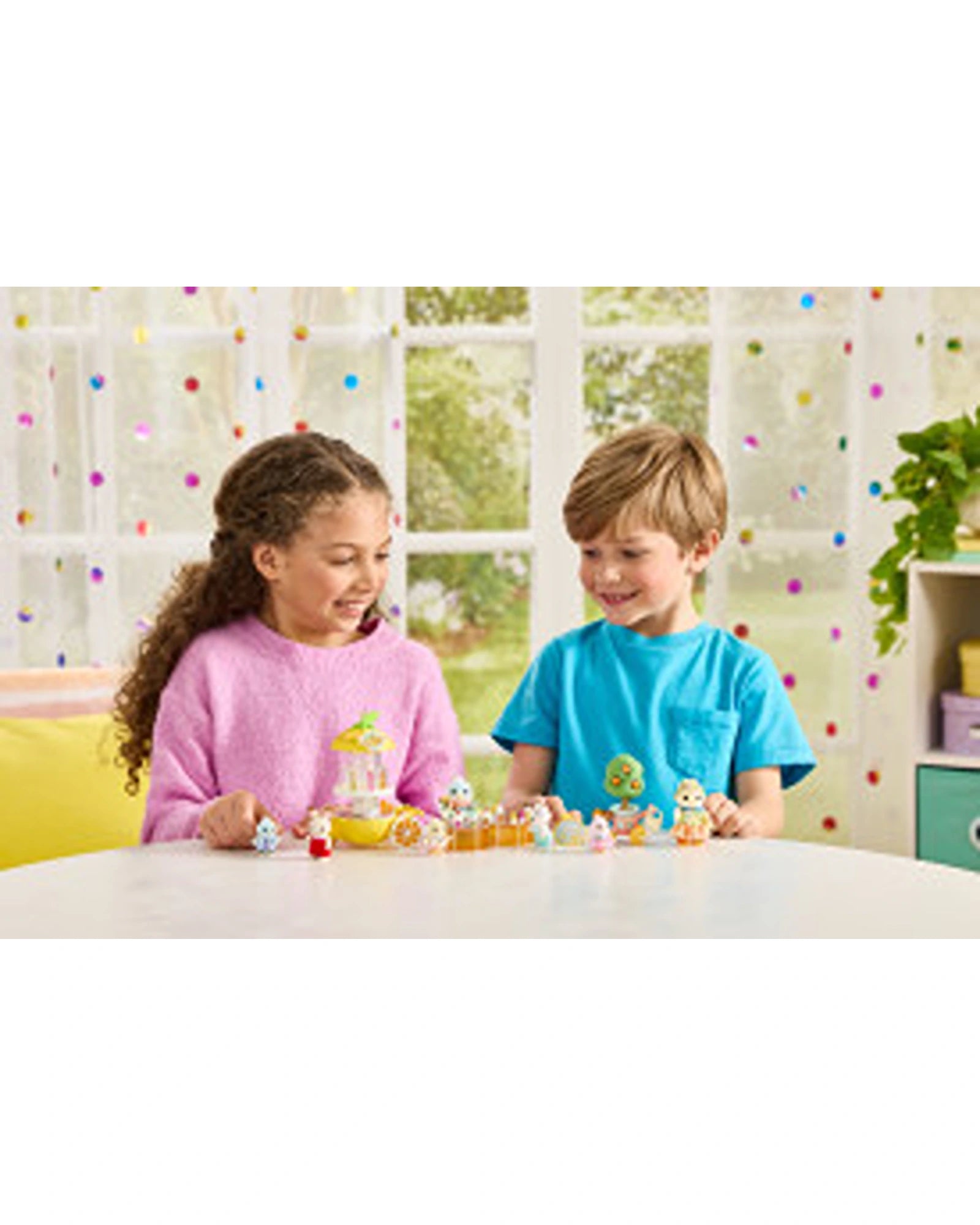 Sylvanian Families - Citrus Bird Family