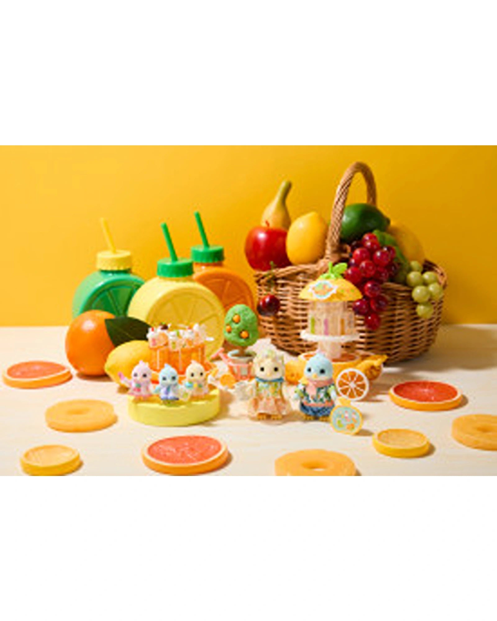 Sylvanian Families - Citrus Bird Family