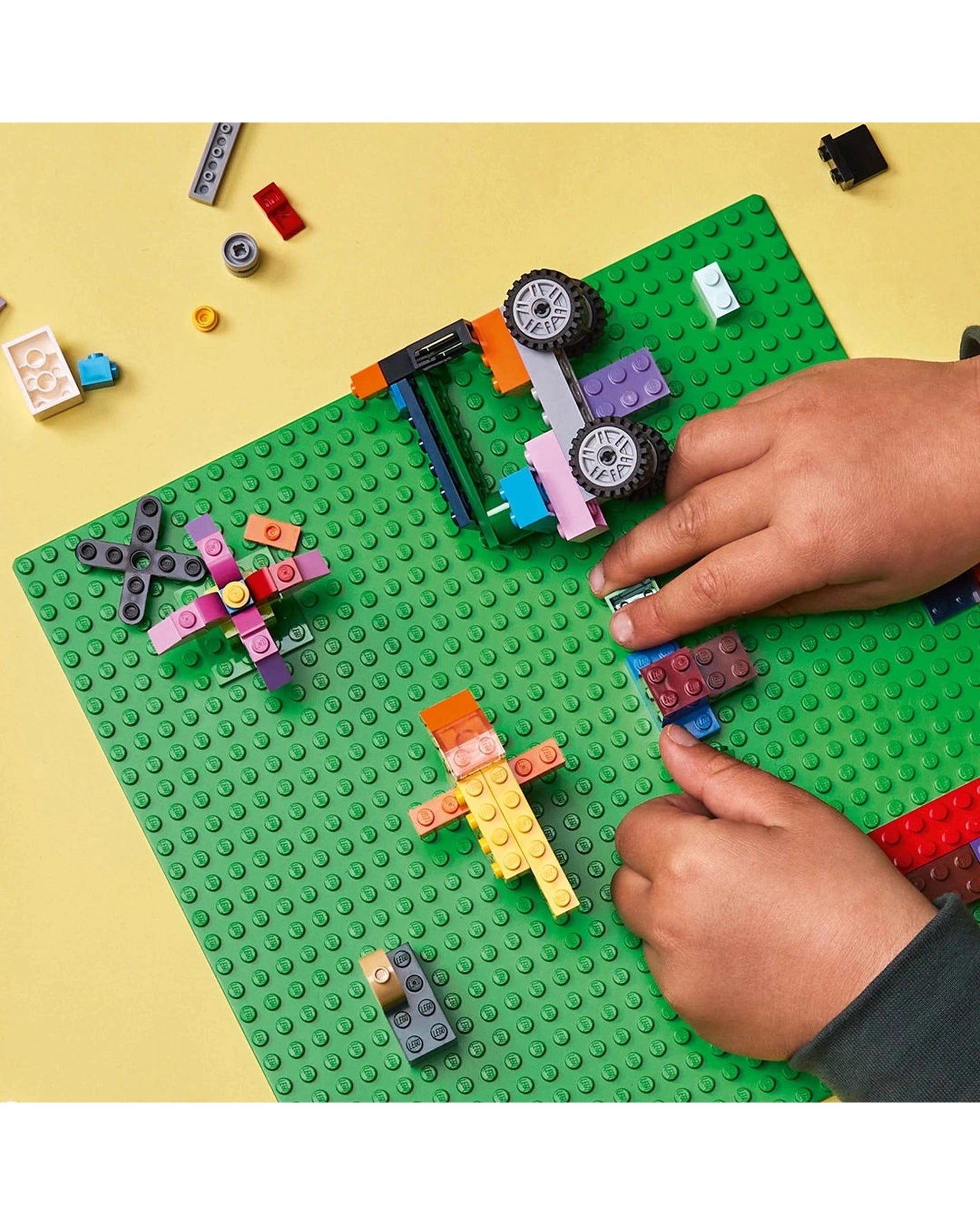 11023 Green Baseplate