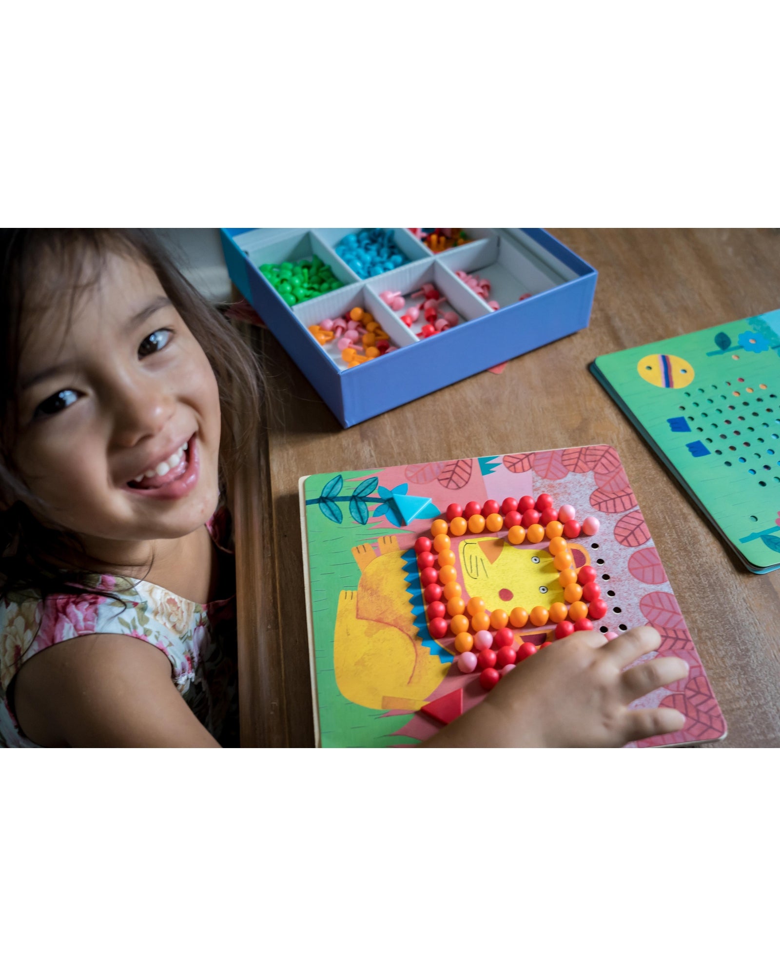 Djeco Animo Mosaico Peg Board
