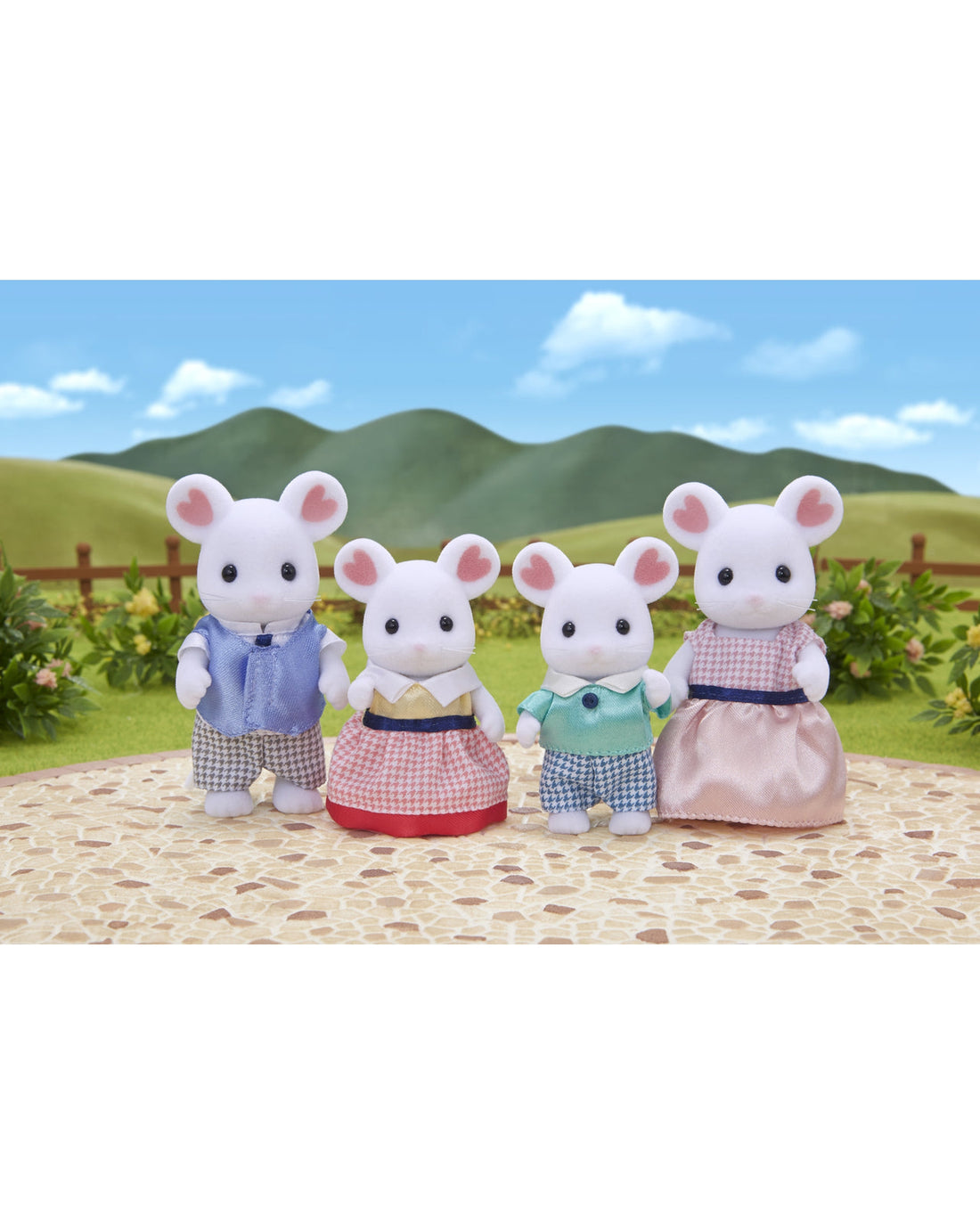 Sylvanian Families Marshmallow Mouse Family