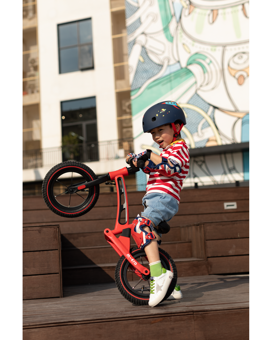 Micro Balance Bike Deluxe Red